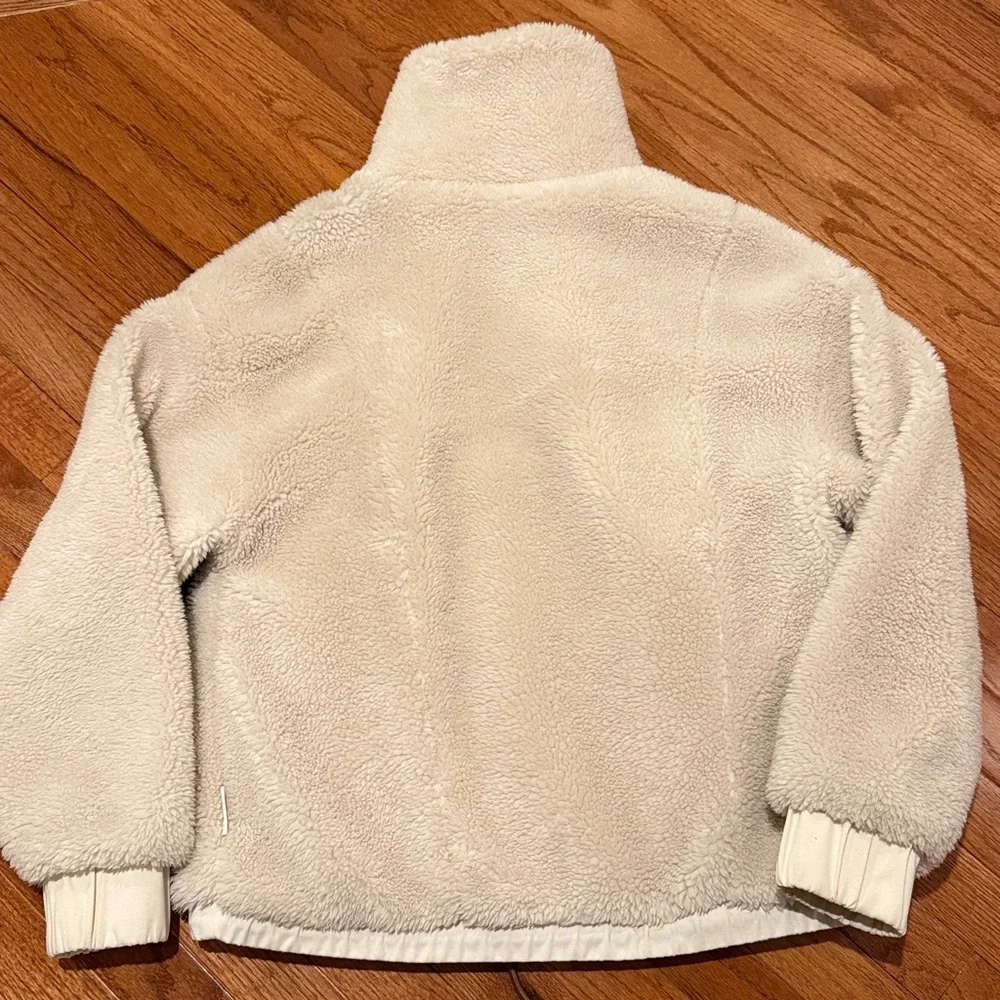 Varley fleece pullover - Picture 4 of 4